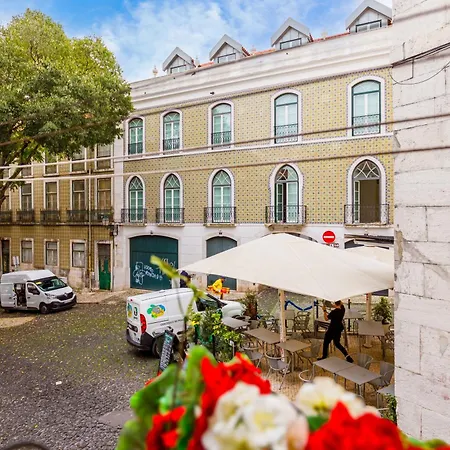 Pituresque Flat In St Jorge Castle By Homeful Homes דירה