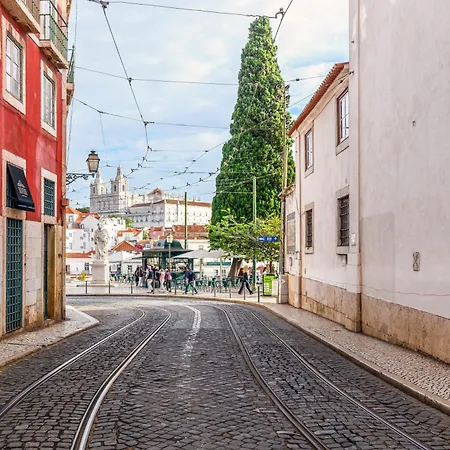 Pituresque Flat In St Jorge Castle By Homeful Homes アパート