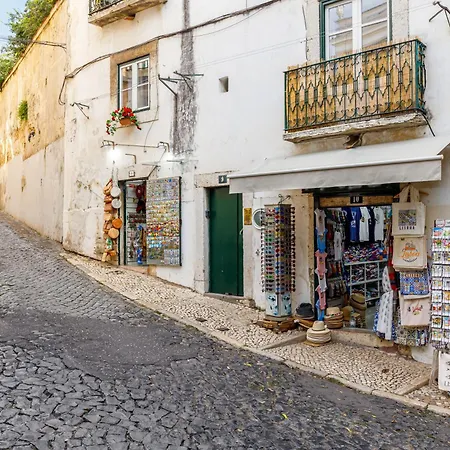 Apartment Sublime Apt Medieval Alfama Lisbon